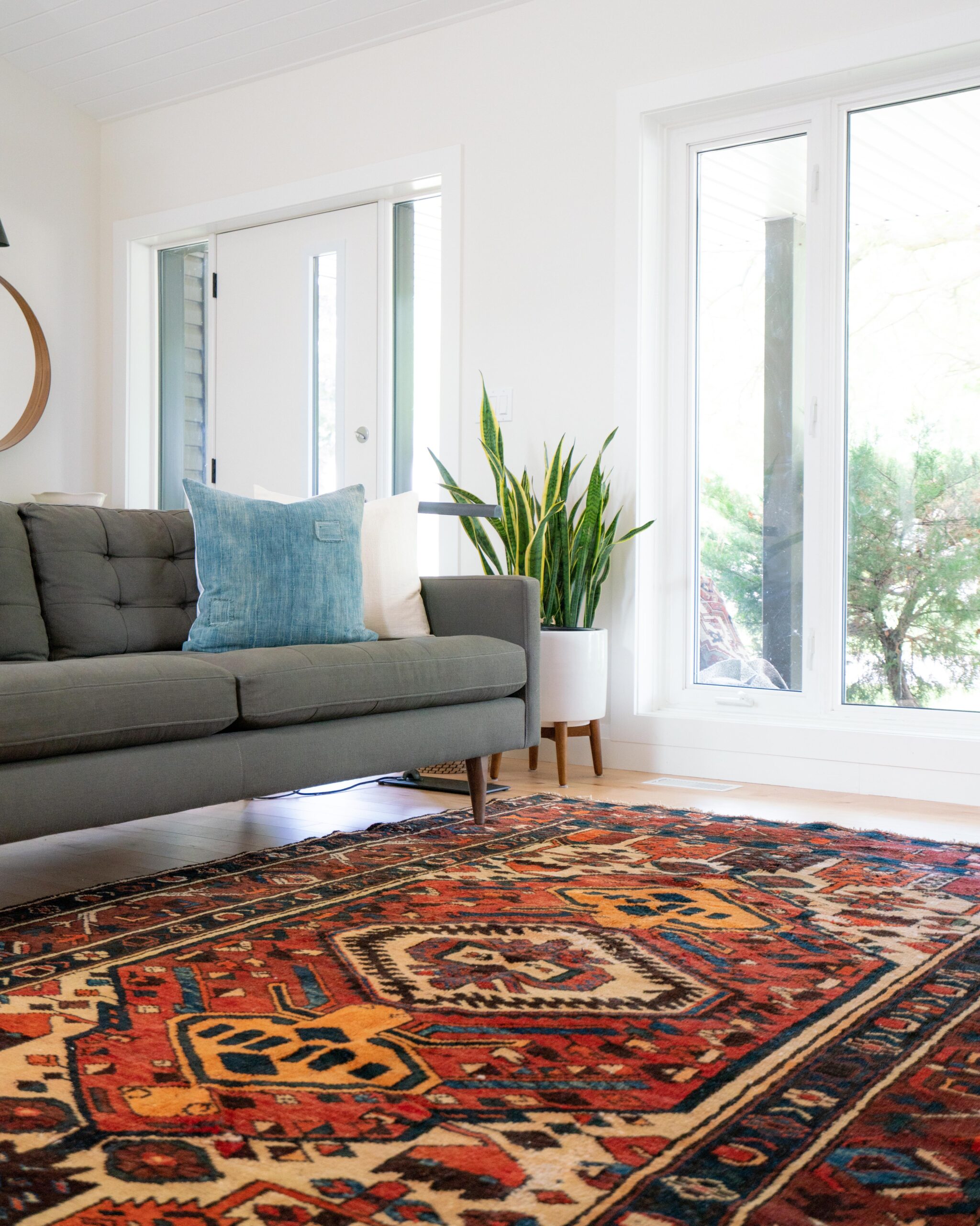 10 Tips for Keeping Your Carpets Clean and Fresh Between Professional Cleanings