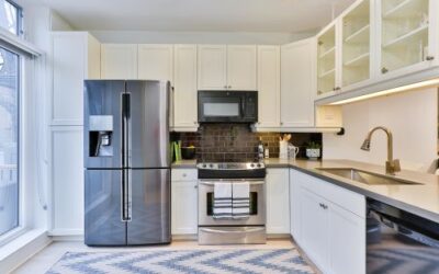 Expert Advice on Deep Cleaning Kitchen Appliances: From Ovens to Refrigerators