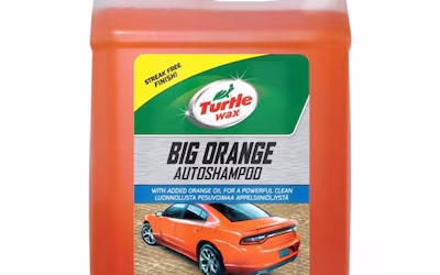 Car Shampoo Benefits: Why pH-Neutral Car Shampoo Is a Must for White Cars